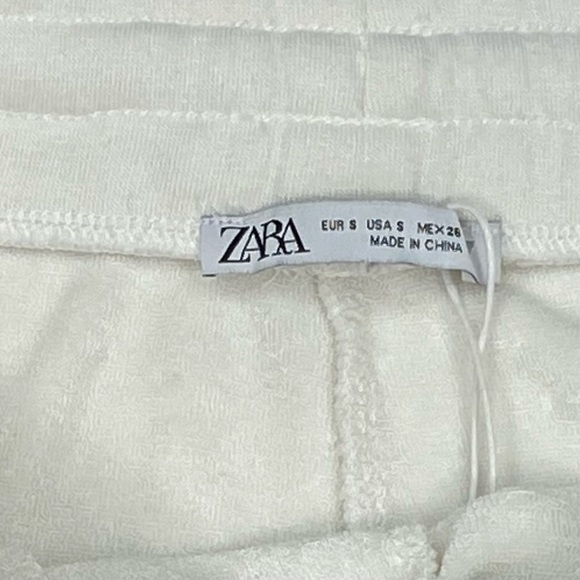 Zara Plush Shorts - Picture 5 of 9